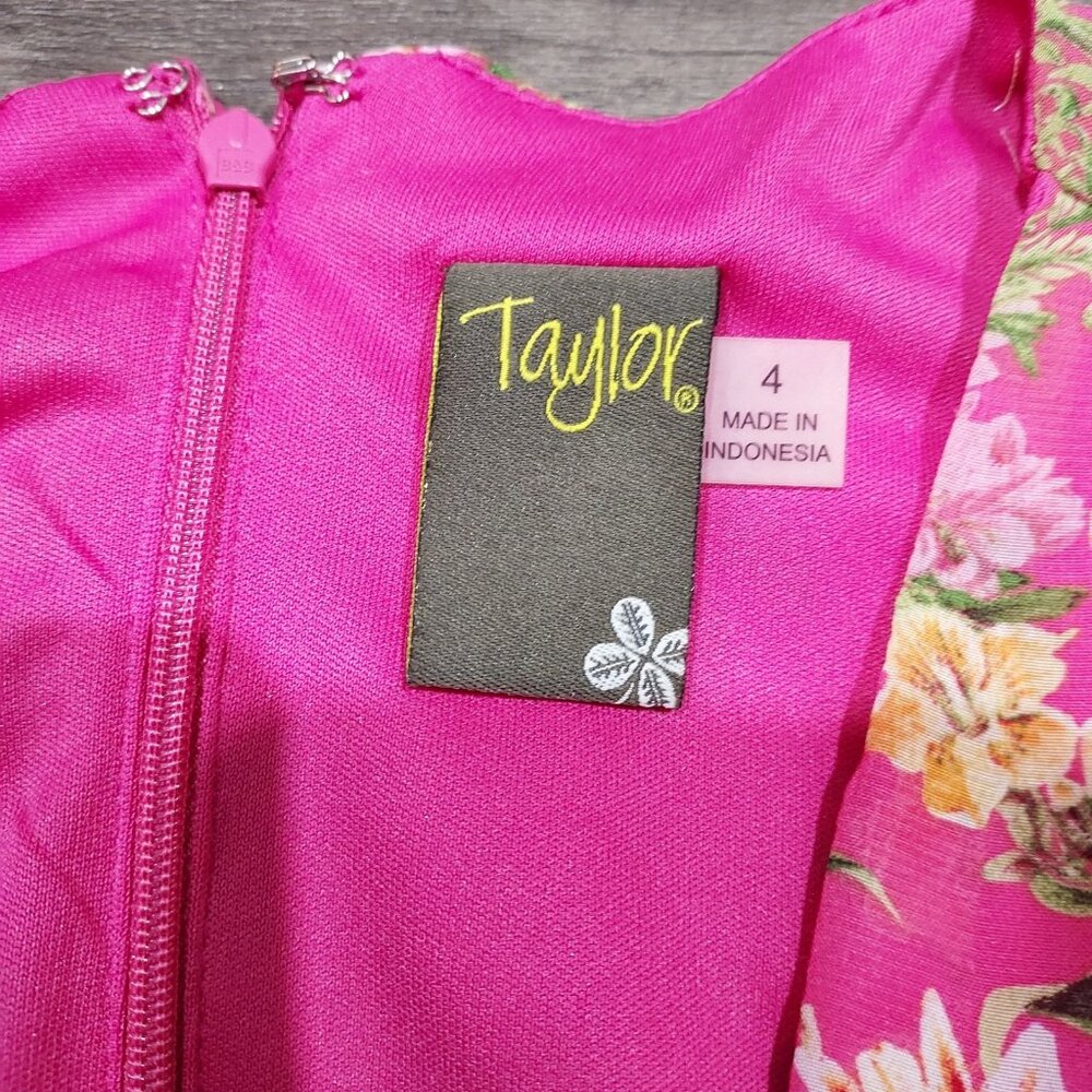 Fairycore Taylor Pink Floral 3/4 Sleeve V-Neck Button Ruffle Smocked Mini Dress - Picture 2 of 13